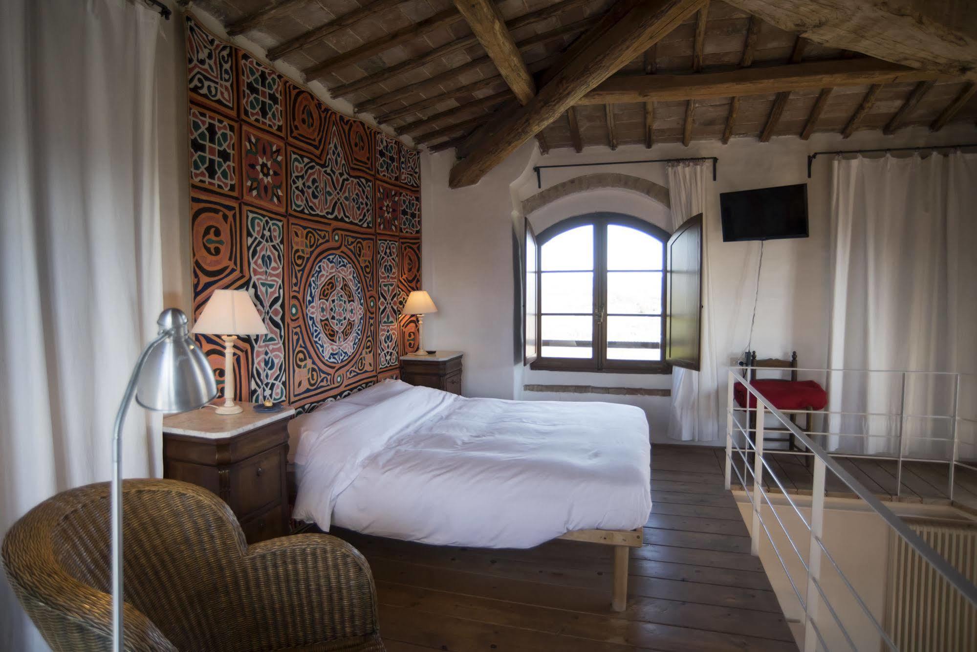 Bed and Breakfast Castello Delle Quattro Torra Val di Pugna Екстер'єр фото